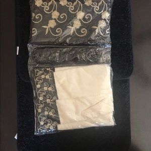 18pc Shaggy Bath Set